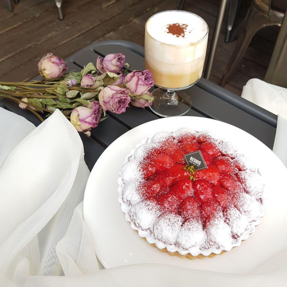 合井咖啡廳Red Big的特製水果塔，結合新鮮水果及美味餅皮，是甜點愛好者的最愛。